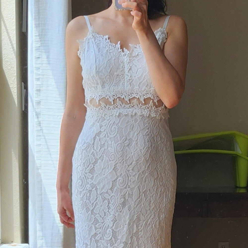 NWOT White lacy bridal dress wedding party dinner mermaid lace sheer M